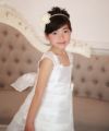 子供服 女の子 チュールタックドレス オフホワイト(11) モデル画像1