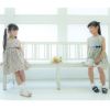 子供服 女の子 日本製 綿100％ 小花柄　ギャザー入り　リボン付き ブルー(61) モデル画像2
