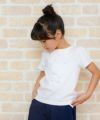 子供服 女の子 綿100％リボン風フリルデザインTシャツ オフホワイト(11) モデル画像3