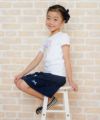 子供服 女の子 綿100％お花モチーフ＆プリントフリル袖Tシャツ オフホワイト(11) モデル画像2