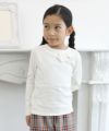 子供服 女の子 綿100％ビジューリボン付きTシャツ オフホワイト(11) モデル画像アップ