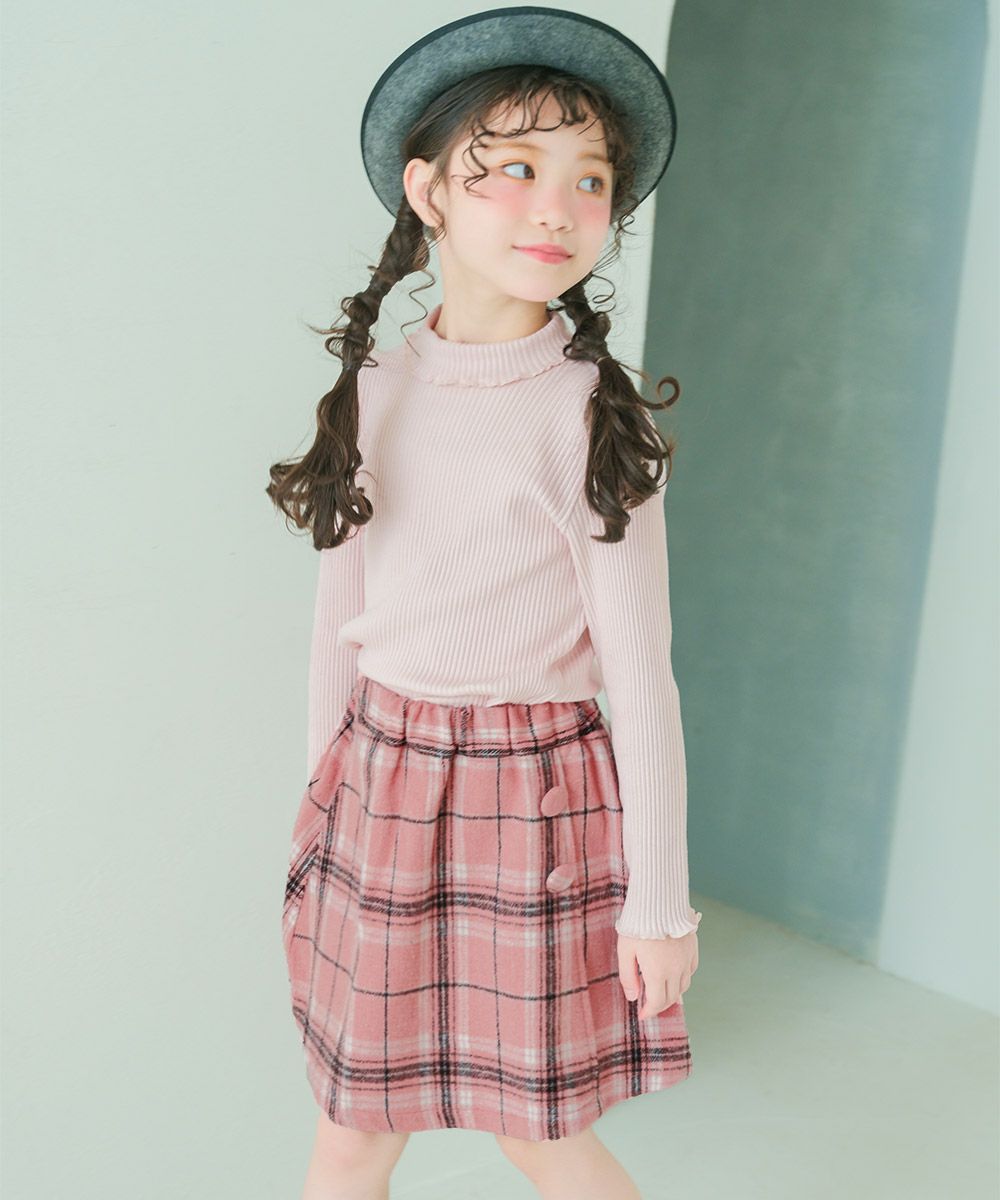 子供服 女の子 日本製綿100％リブ編みタートルネックTシャツ オフホワイト(11) モデル画像