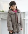 子供服 女の子 リボン＆フリル中綿入りコート ブラウン(05) モデル画像アップ