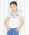 子供服 女の子 綿100％リボン付きフレアースリーブTシャツ オフホワイト(11) モデル画像アップ