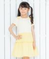 子供服 女の子 リボンつき音符モチーフギンガムチェックドッキングワンピース イエロー(04) モデル画像アップ