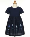 子供服 女の子 花モチーフ＆リボンつきワンピース ネイビー(06) トルソー正面