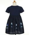 子供服 女の子 花モチーフ＆リボンつきワンピース ネイビー(06) トルソー背面