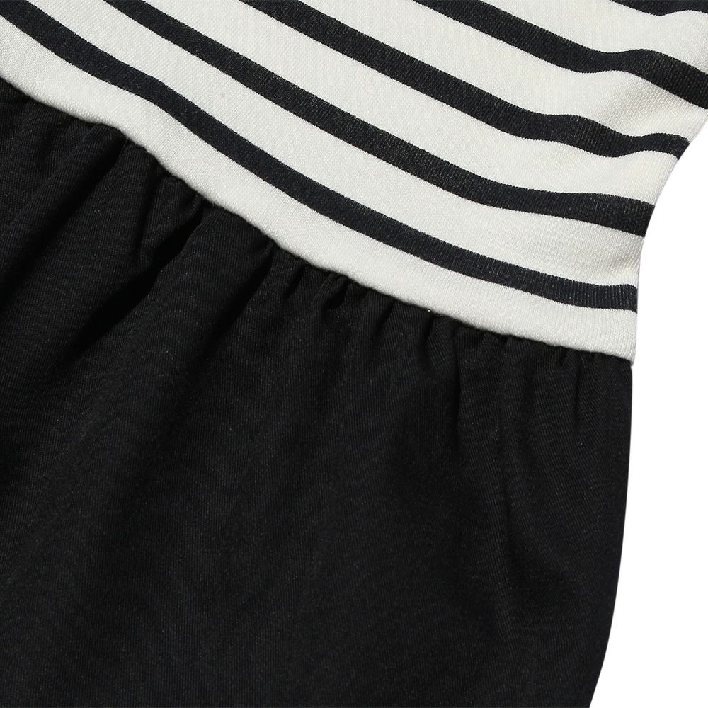 子供服 女の子 ボーダー柄リボンつきフリル切り替えTシャツ ホワイト×ブラック(10) デザインポイント2