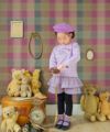 子供服 女の子 リボンチュール付き香水瓶＆帽子＆ロゴ刺繍裏起毛トレーナー パープル(91) モデル画像3