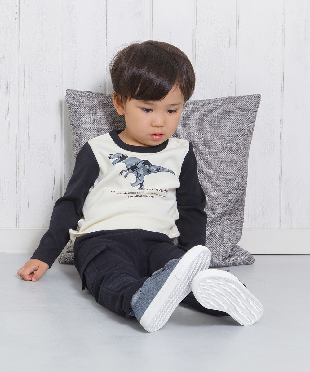 ベビー服 男の子 ベビーサイズ恐竜シリーズプリント迷彩Tシャツ アイボリー(12) モデル画像3