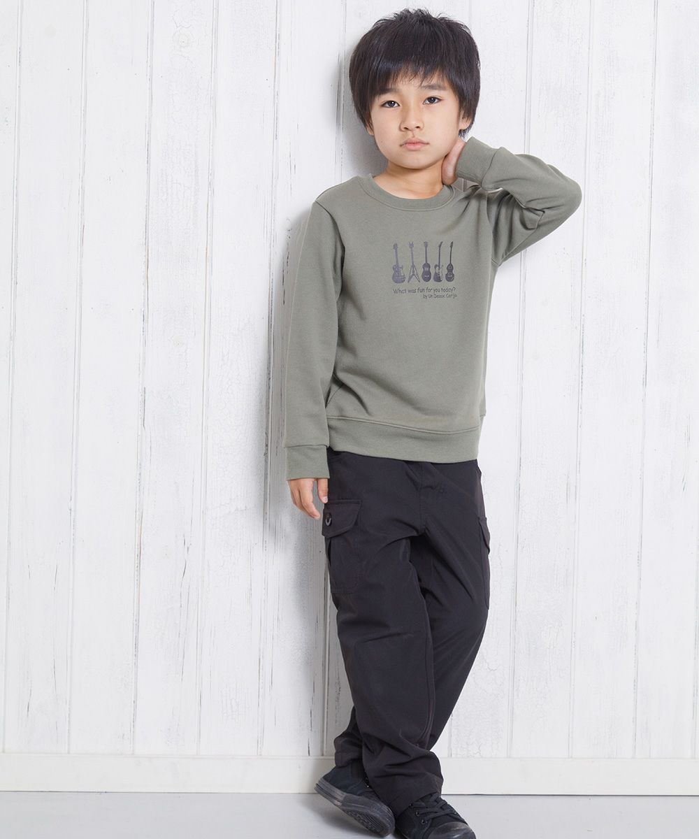 子供服 男の子 裏微起毛10分丈カーゴパンツ ブラック(00) モデル画像2