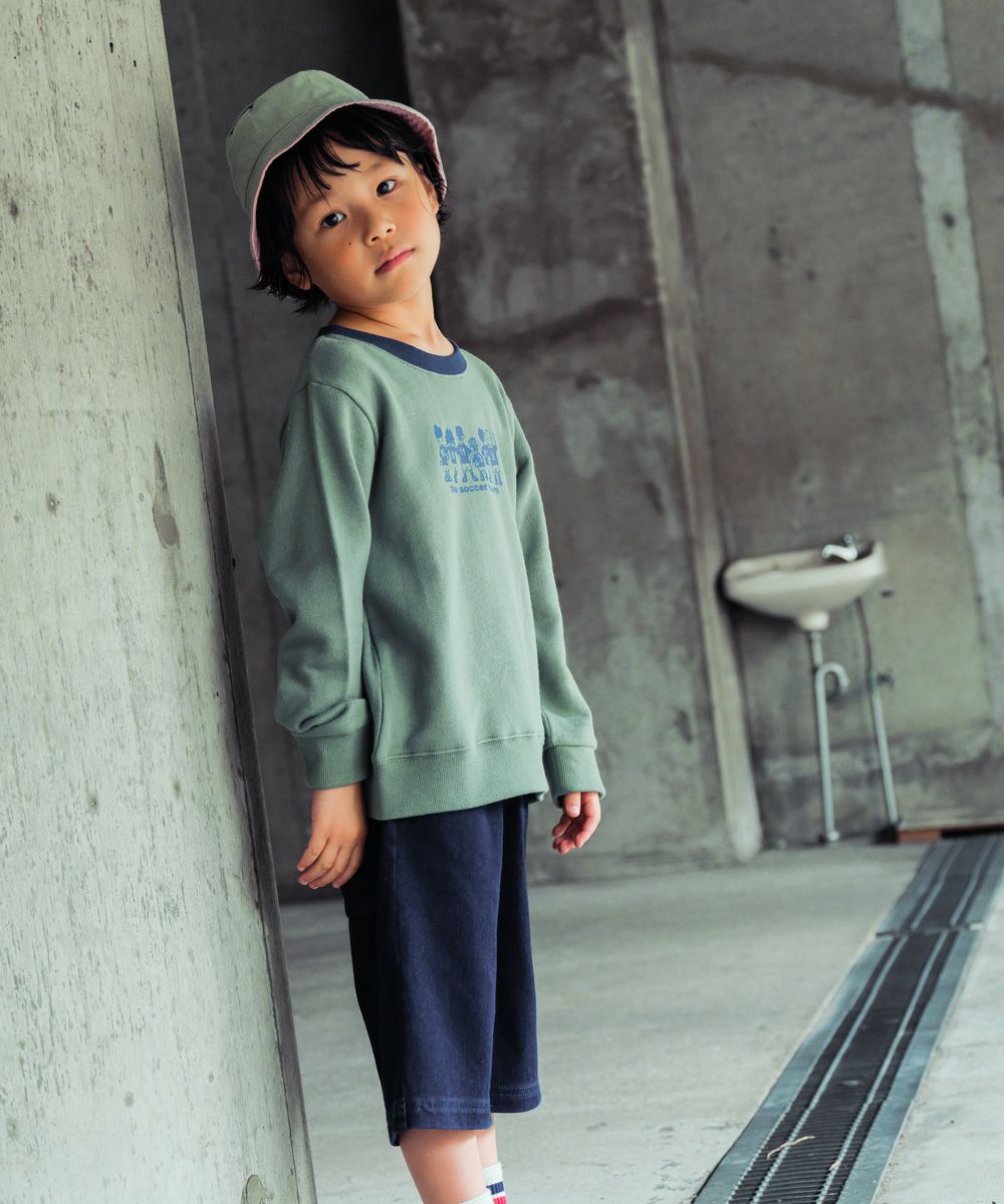 ベビー服 男の子 綿100％サッカーチームプリント裏毛トレーナー グリーン(08)　モデル画像