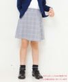 子供服 女の子 チェック柄フリルつきスカート風キュロットパンツ ネイビー(06) モデル画像アップ