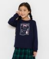 子供服 女の子 リボンプリント＆バレエシューズモチーフ裏毛トレーナー ネイビー(06) モデル画像アップ