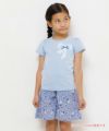 子供服 女の子 綿100％お花プリントリボンモチーフ付きTシャツ ブルー(61) モデル画像1