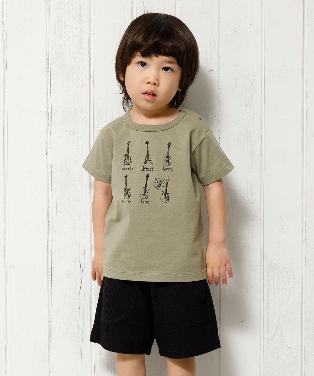 ベビー服 男の子 ベビーサイズ綿100％ギタープリント楽器シリーズTシャツ カーキ(82) モデル画像2