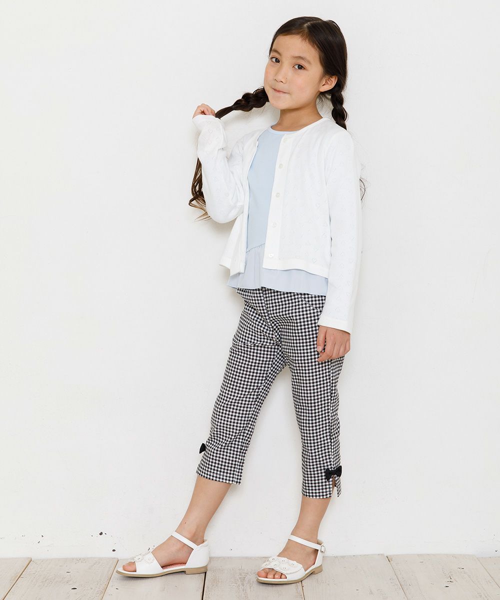 子供服 女の子 綿100％ハート柄カーディガン オフホワイト(11) モデル画像2