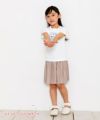 子供服 女の子 ウエストゴムプリーツキュロットパンツ ベージュ(51) モデル画像全身