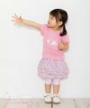 ベビー服 女の子 ベビーサイズスワンプリント＆チュールお花モチーフつきTシャツ ピンク(02) モデル画像全身