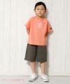 子供服 男の子 綿100％ロゴプリントゆったりシルエットTシャツ オレンジ(07) モデル画像全身