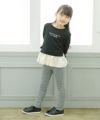 子供服 女の子 ロゴ＆リボン付きフリル裏毛トレーナー ブラック(00) モデル画像2