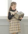子供服 女の子 チェック柄ギャザーワンピース ベージュ(51) モデル画像全身