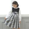 子供服 女の子 日本製チェック柄リボン付きワンピース ホワイト×ブラック(10) モデル画像アップ