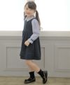 子供服 女の子 ダブルニットリボン付きギャザーワンピース ネイビー(06) モデル画像2