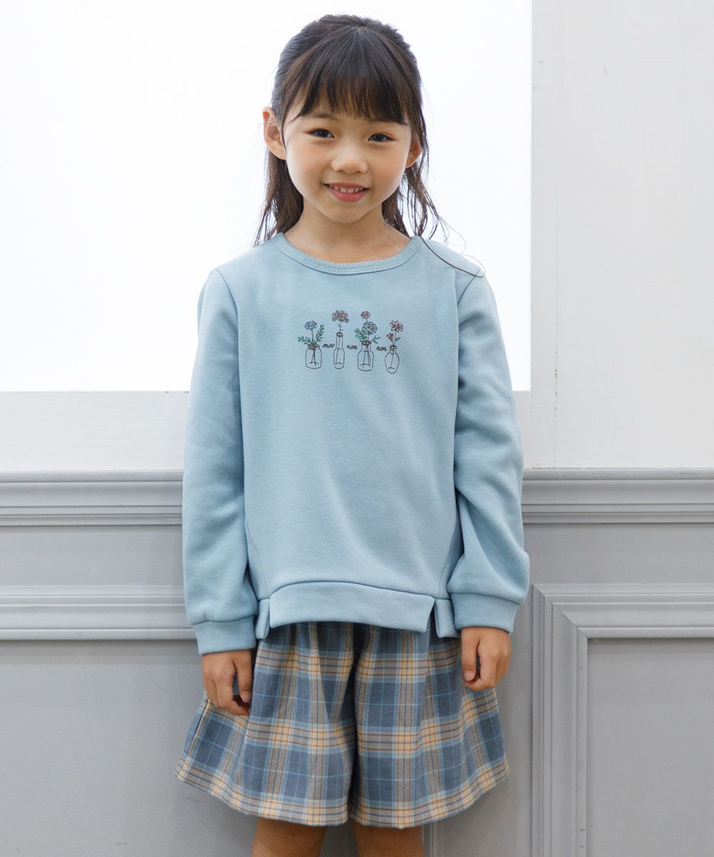子供服 女の子 あったか裏シャギーお花＆ロゴプリントトレーナー グリーン(08) モデル画像1