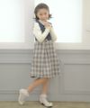 子供服 女の子 オリジナルチェック柄リボン付きタックワンピース ネイビー(06) モデル画像全身