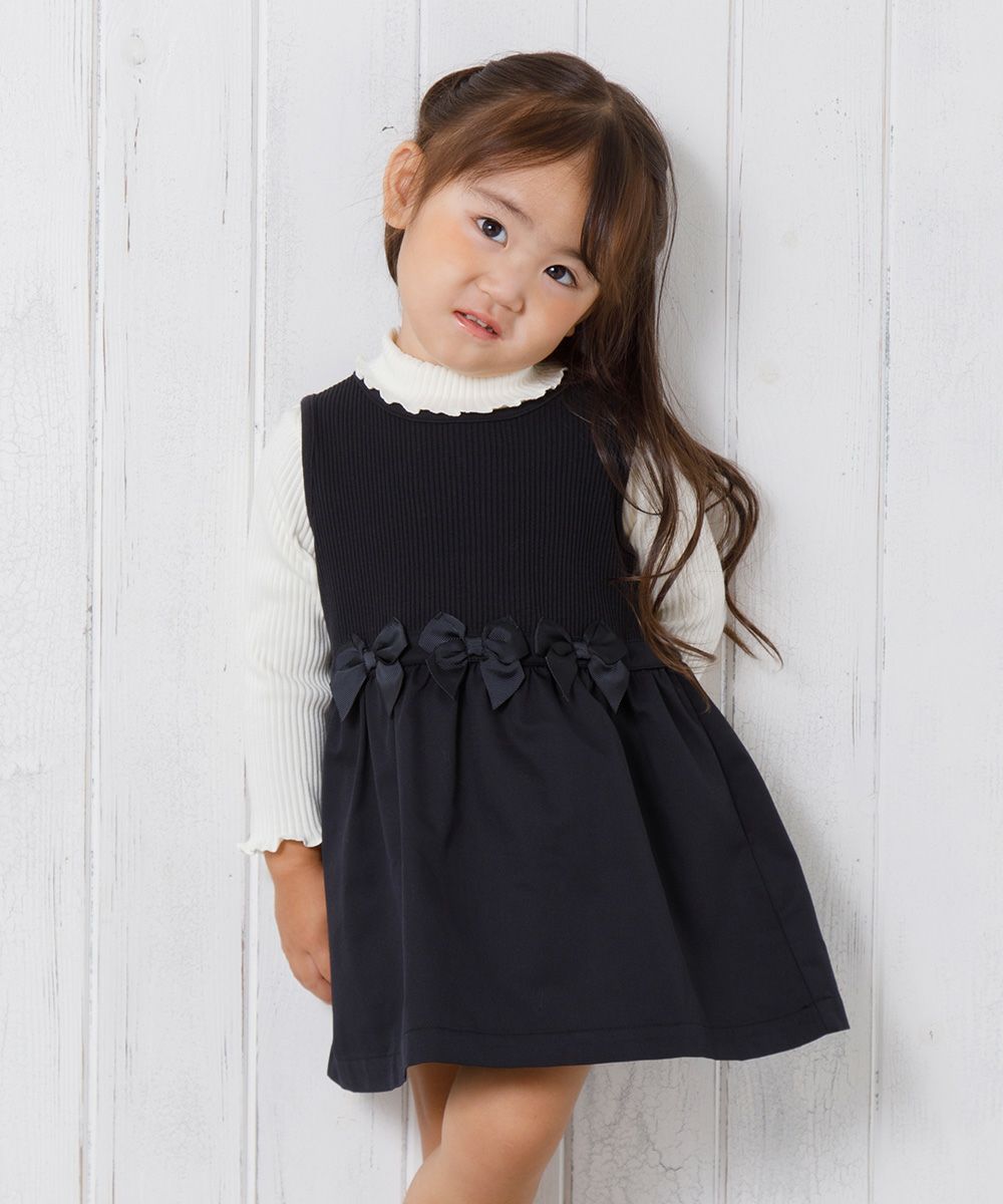 ベビー服 女の子 リボン付きギャザー異素材切り替えドッキングワンピース ブラック(00) モデル画像2