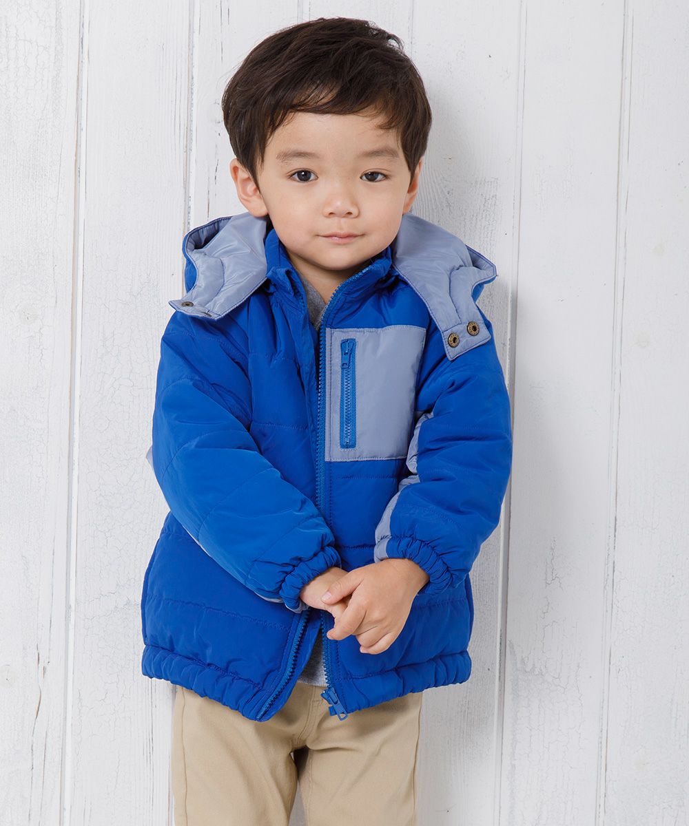ベビー服 男の子 フード付きジップアップ中綿ジャケットコート ブルー(61) モデル画像アップ