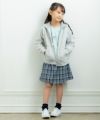 子供服 女の子 チェック柄スカート風キュロットパンツ ネイビー(06) モデル画像全身