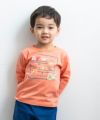 ベビー服 男の子 ショベルカー刺繍＆プリントTシャツ オレンジ(07) モデル画像アップ
