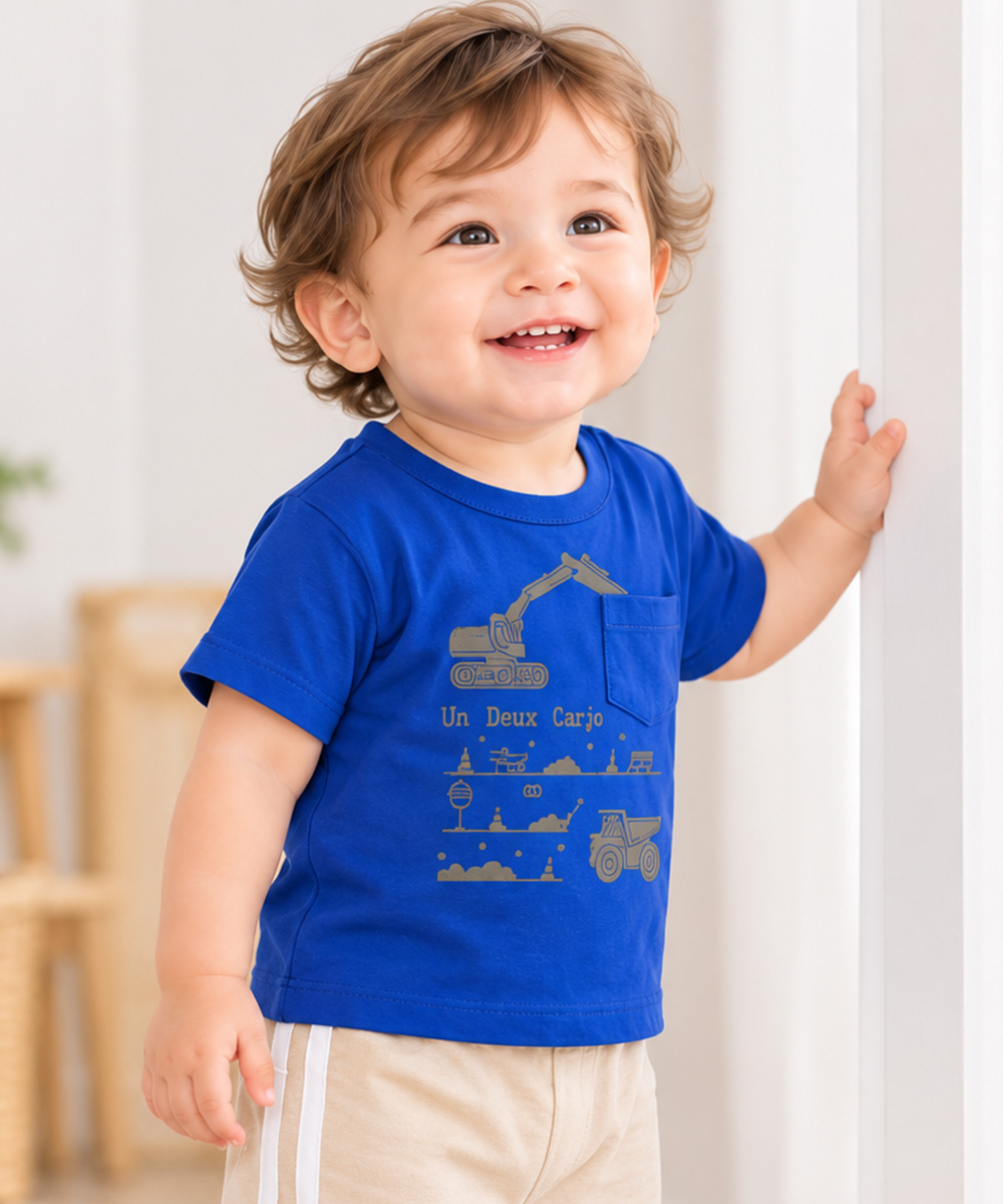 ベビー服 男の子 綿100％ショベルカープリントTシャツ ブルー(61) モデル画像アップ