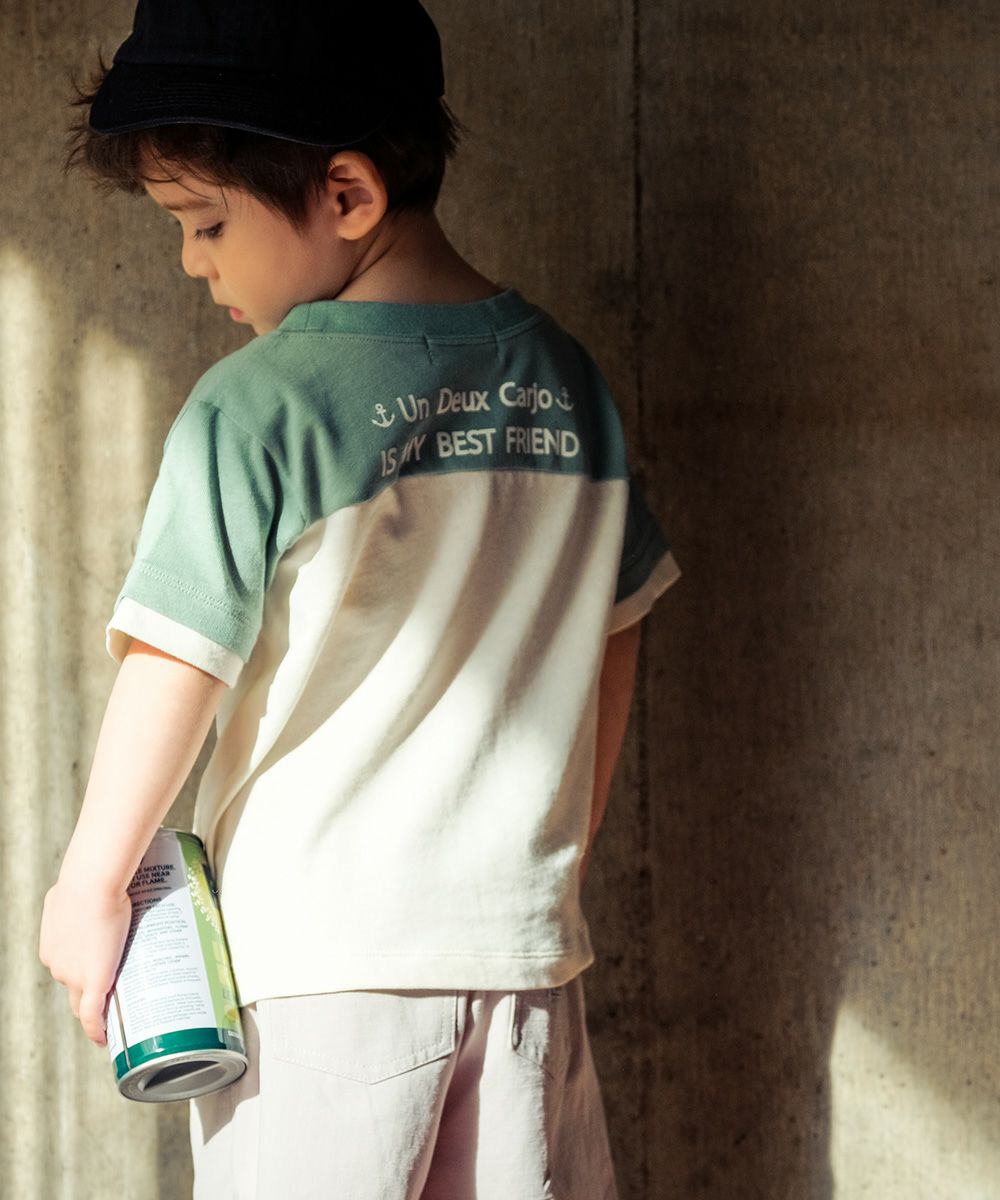 子供服 男の子 綿100％イカリワッペン付きTシャツ アイボリー(12) モデル画像1