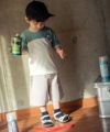 子供服 男の子 綿100％イカリワッペン付きTシャツ アイボリー(12) モデル画像2