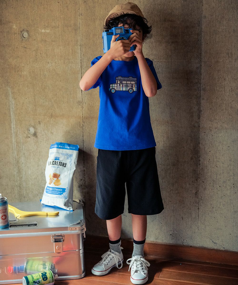 子供服 男の子 綿100％車刺繍モチーフTシャツ ブルー(61) モデル画像2