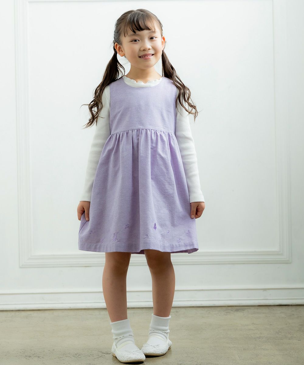 ベビー服 女の子 ダンガリーワンピース パープル(91) モデル画像全身