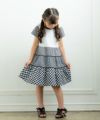 ベビー服 女の子 ギンガムチェック柄ワンピース ブラック(00) モデル画像全身