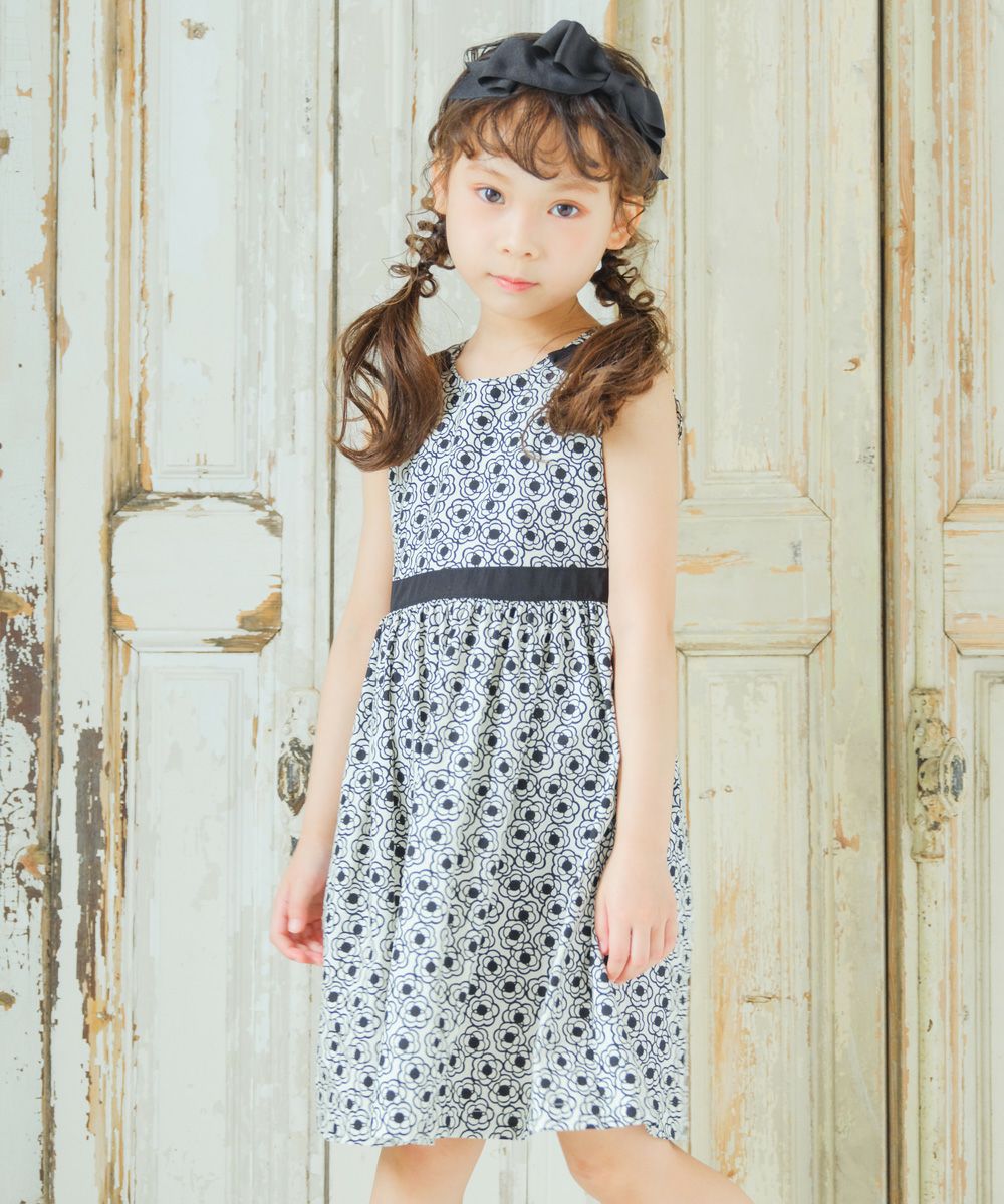 【新品未使用品】ムーノンノン　リバティ柄ワンピース160サイズ、140サイズ MOONONNON むーのんのん 子供服 女の子 ワンピース 夏服 半袖