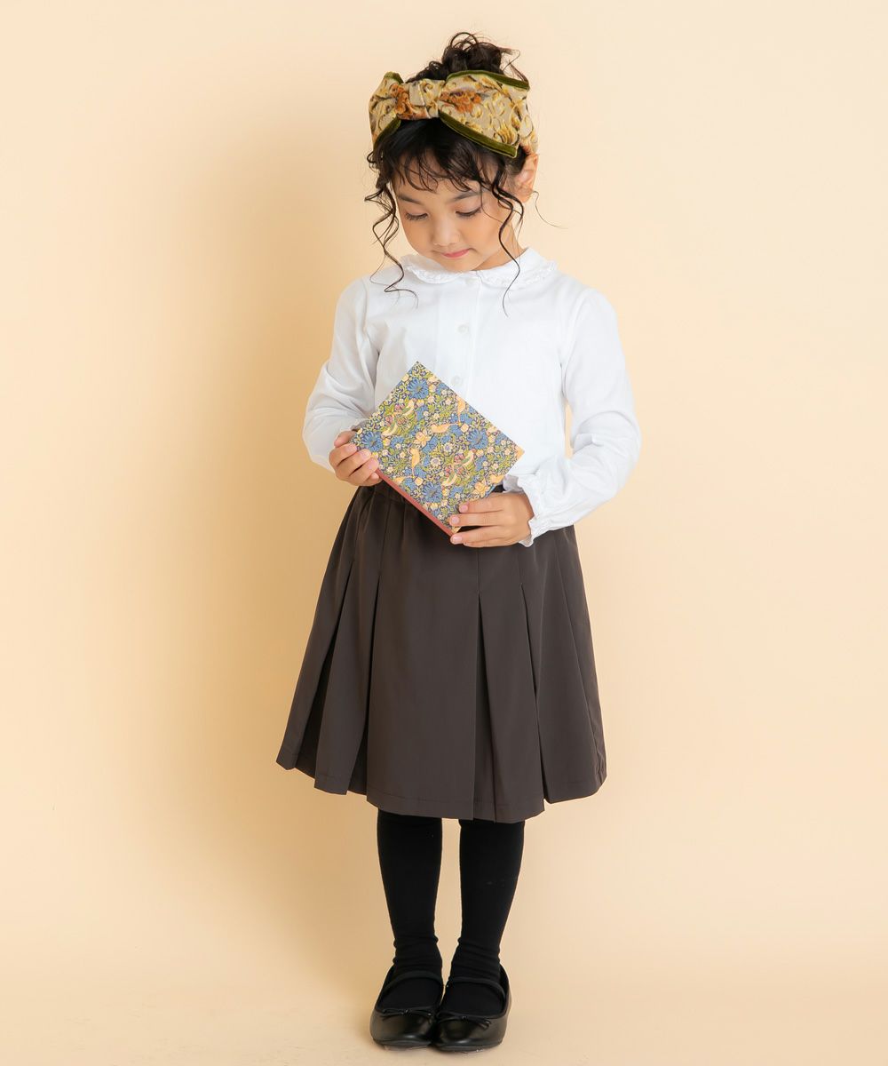 ベビー服 女の子 綿100％レースフリルブラウス オフホワイト(11) モデル画像2