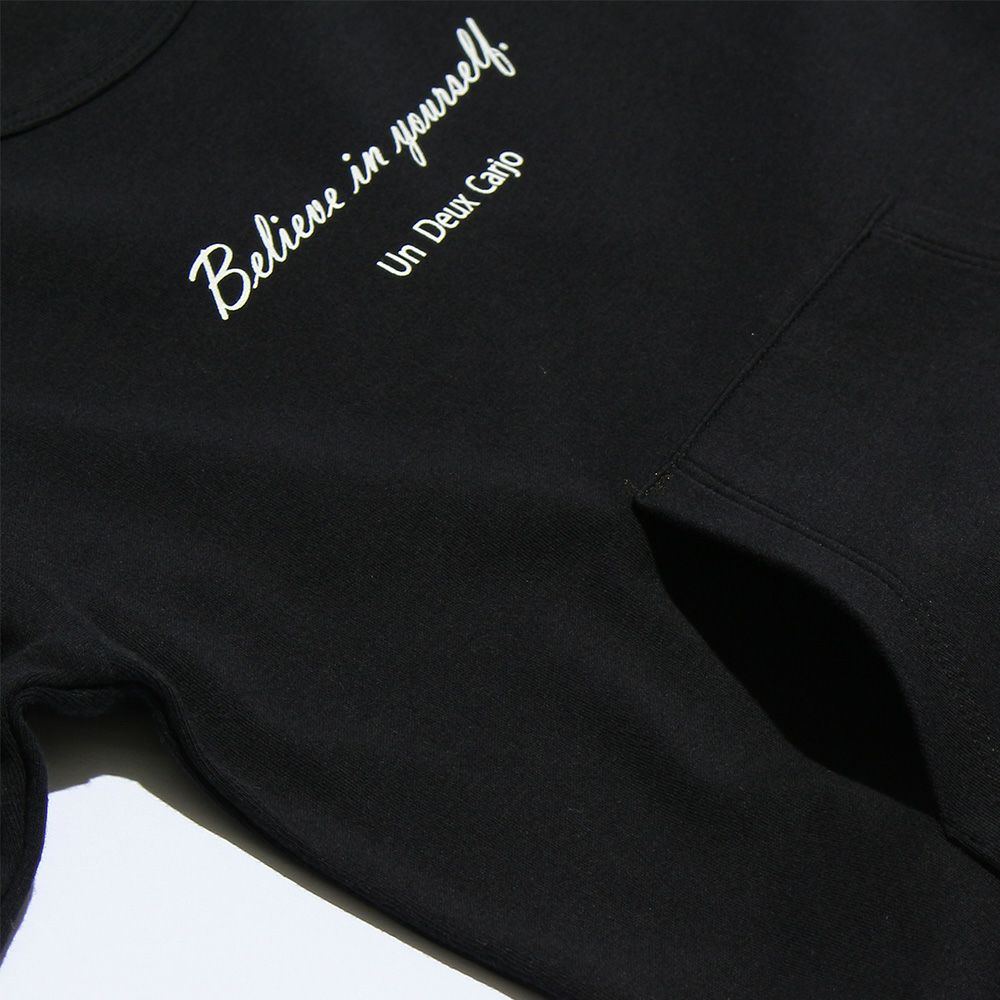 子供服 男の子 Tシャツ　レイヤード風　ポケット　文字入り　バックプリント　本体綿１００％ ブラック(00) デザインポイント1