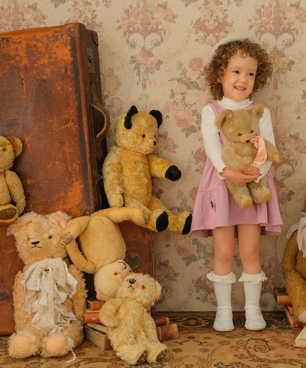 ベビー服 女の子 花アップリケ音符刺繍Aラインワンピース ピンク(02) モデル画像アップ