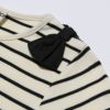 子供服 女の子 ボーダー柄リボンつきフリルTシャツ ホワイト×ブラック(10) デザインポイント1