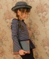 子供服 女の子 ボーダー柄リボンつきフリルTシャツ ネイビー(06) モデル画像1