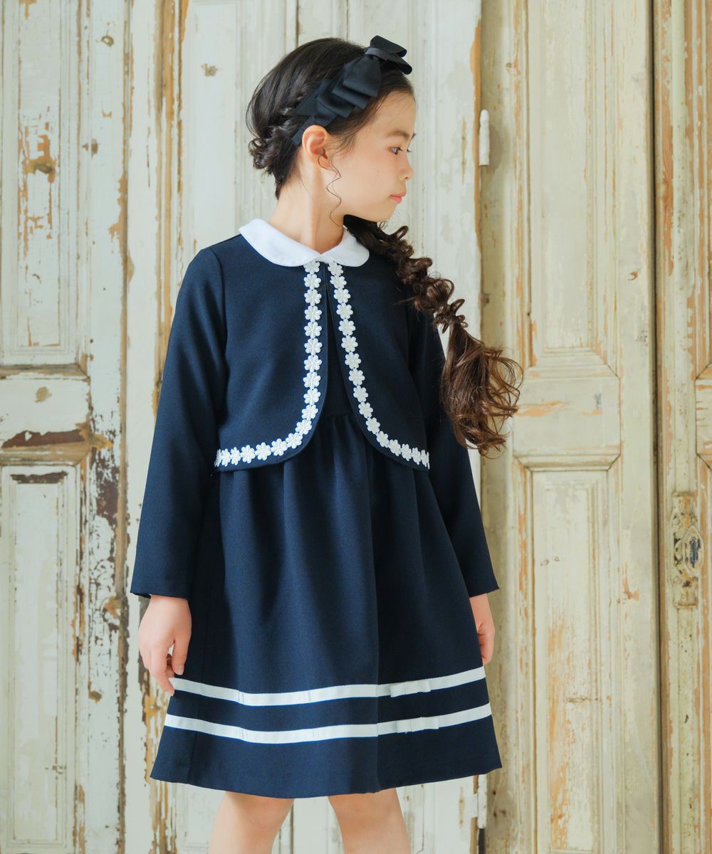 子供服 女の子 通学 結婚式 面接 お受験 リボン付き ギャザーワンピース ネイビー(06) モデル画像3
