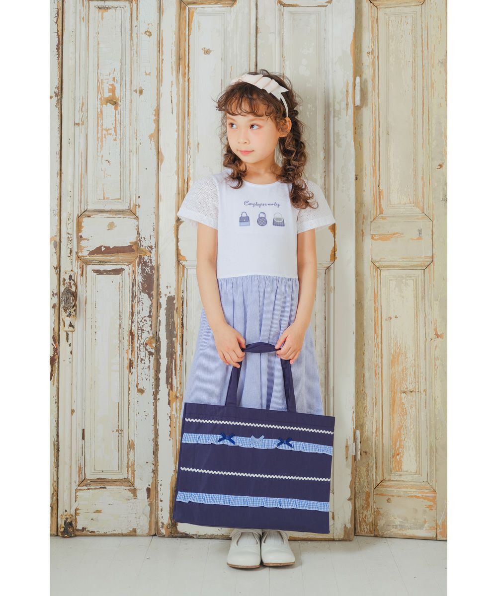 子供服 女の子 リボン フリル レッスンバッグ マチ付き キッズ トートバッグ 手提げかばん お稽古バッグ 大容量 A4ファイル ネイビー(06) モデル画像3