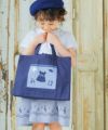 子供服 女の子 通学 A4 ストライプ 刺繍 音符 ロゴ マチ ループ付き レッスンバッグ トートバッグ ネイビー(06) モデル画像全身