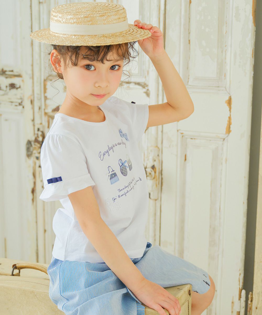 ベビー服 女の子 綿100％ バッグ刺繍 リボン 花モチーフ Tシャツ オフホワイト(11) モデル画像アップ